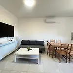 Leaf Song Apartament