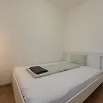 Apartament Leaf Song
