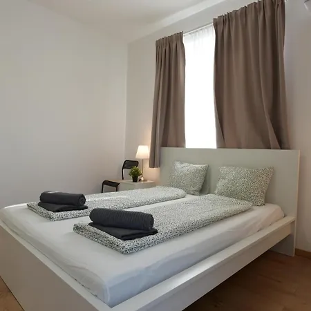 Leaf Song Apartment *