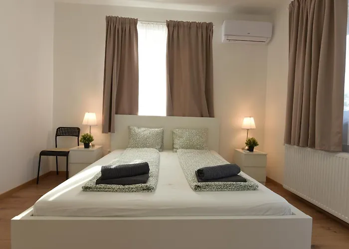 Leaf Song * Budapesta