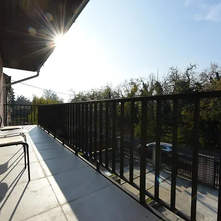 Leaf Song Appartement